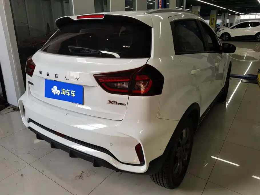 Geely Vision X3 — фото 3