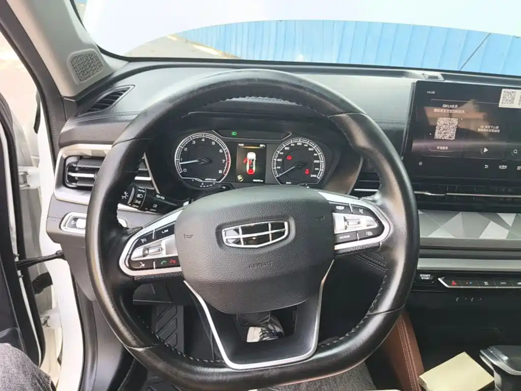 Geely Vision X6 — фото 11