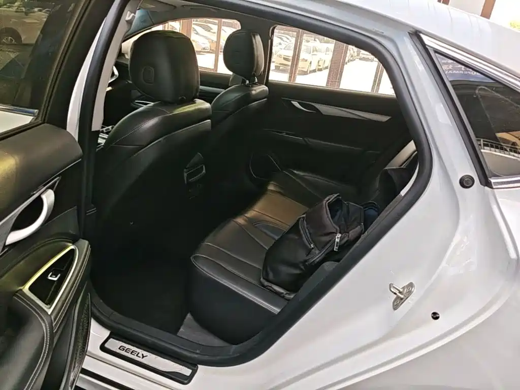 Geely Borui — фото 17