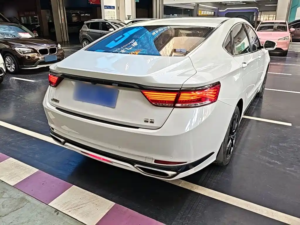 Geely Borui — фото 7