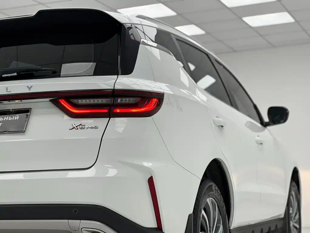 Geely Vision X6 — фото 14