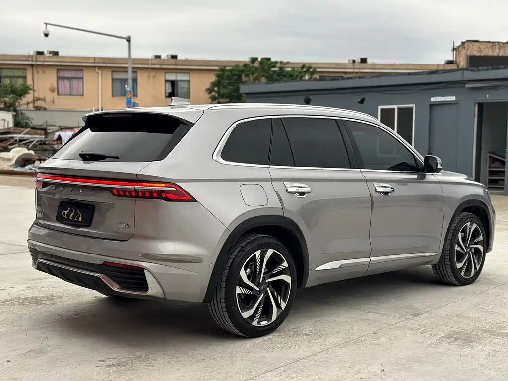 Geely Xingyue L — фото 4
