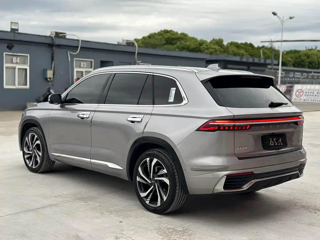 Geely Xingyue L — фото 6