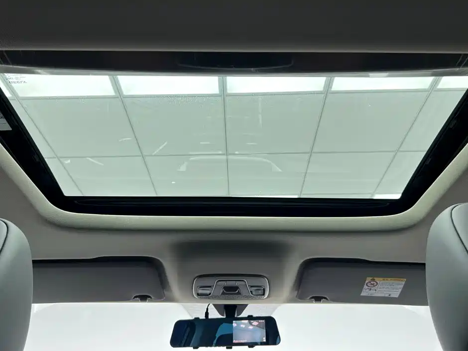 Geely Binyue — фото 18