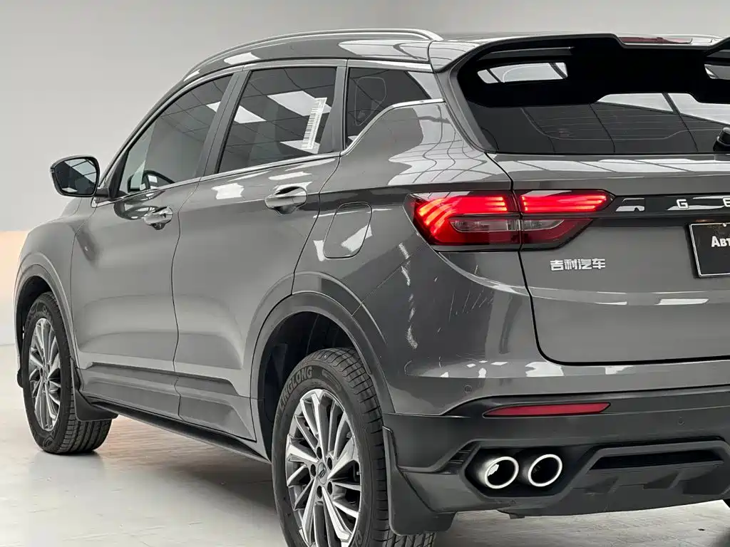 Geely Binyue — фото 10