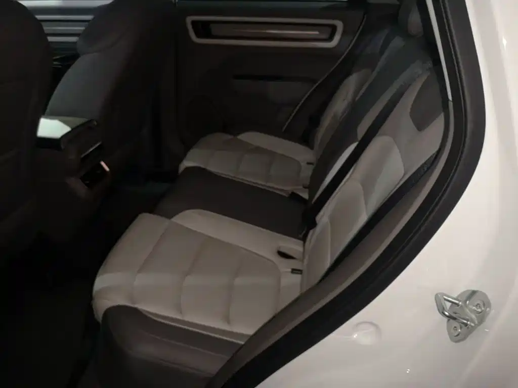 Geely Icon — фото 17