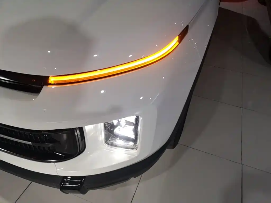Geely Icon — фото 24
