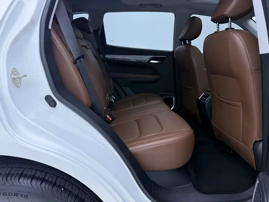 Geely Vision X6 — фото 18