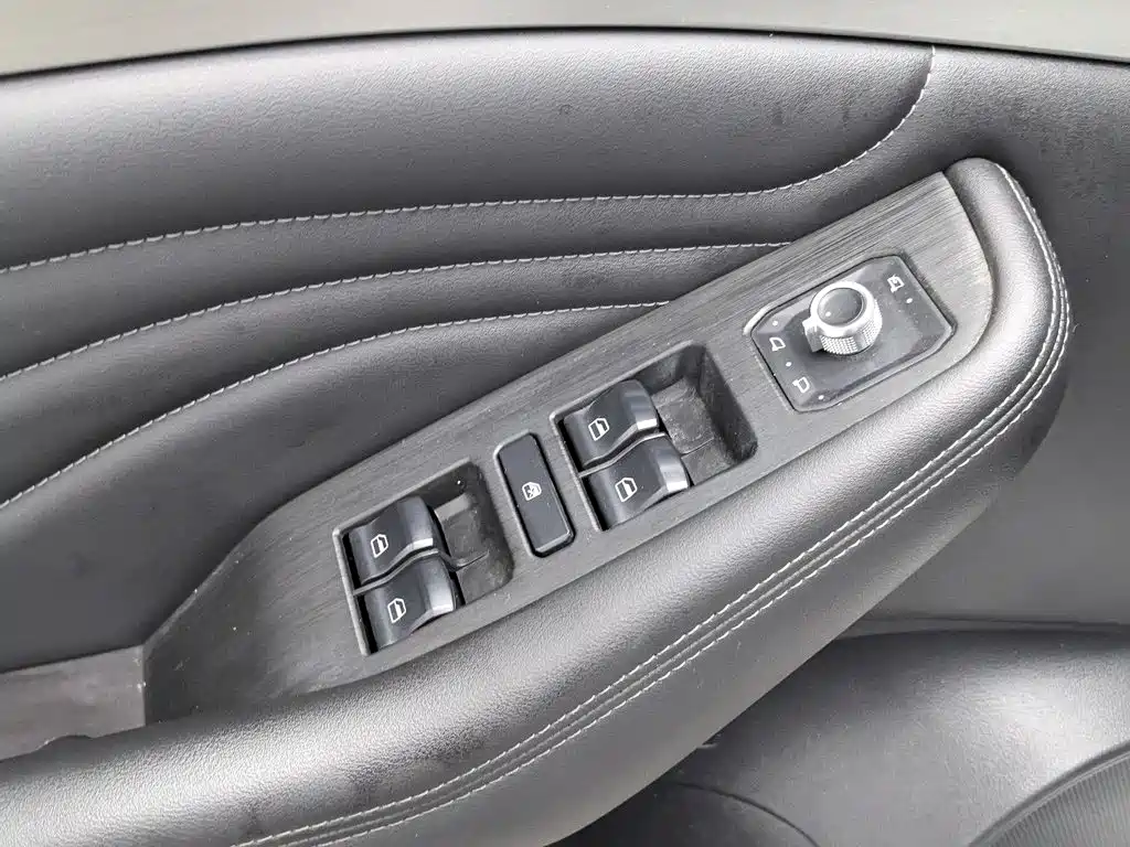 Haval F7 — фото 9