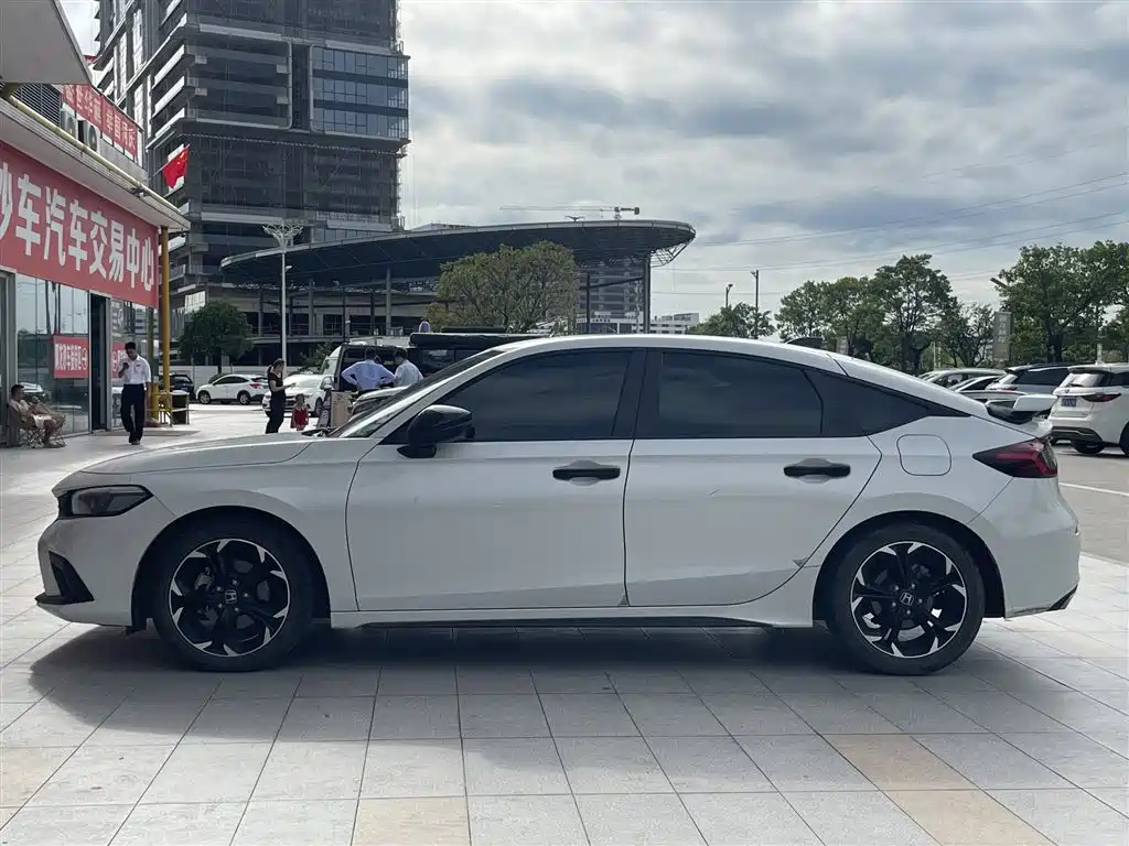 Honda Civic — фото 3