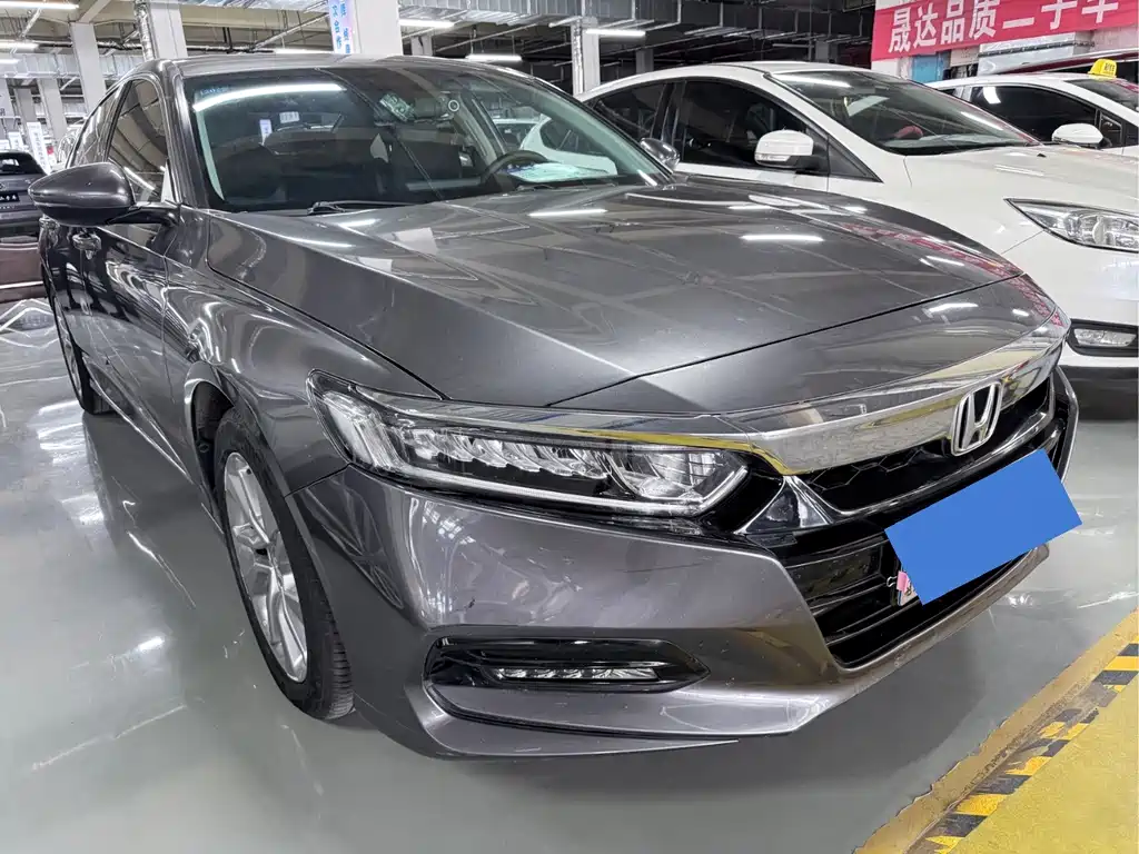 Honda Accord — фото 3