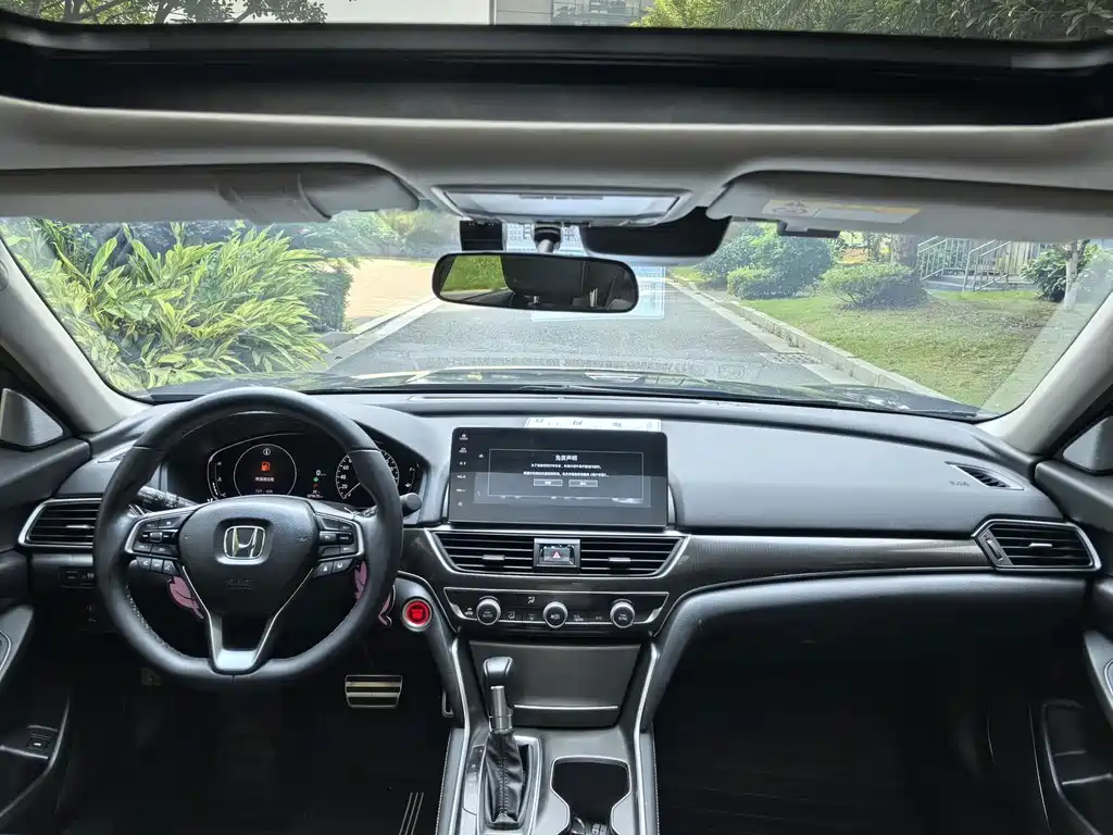 Honda Accord — фото 5