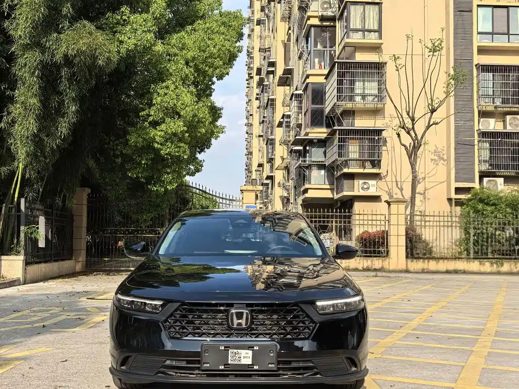 Honda Accord — фото 2