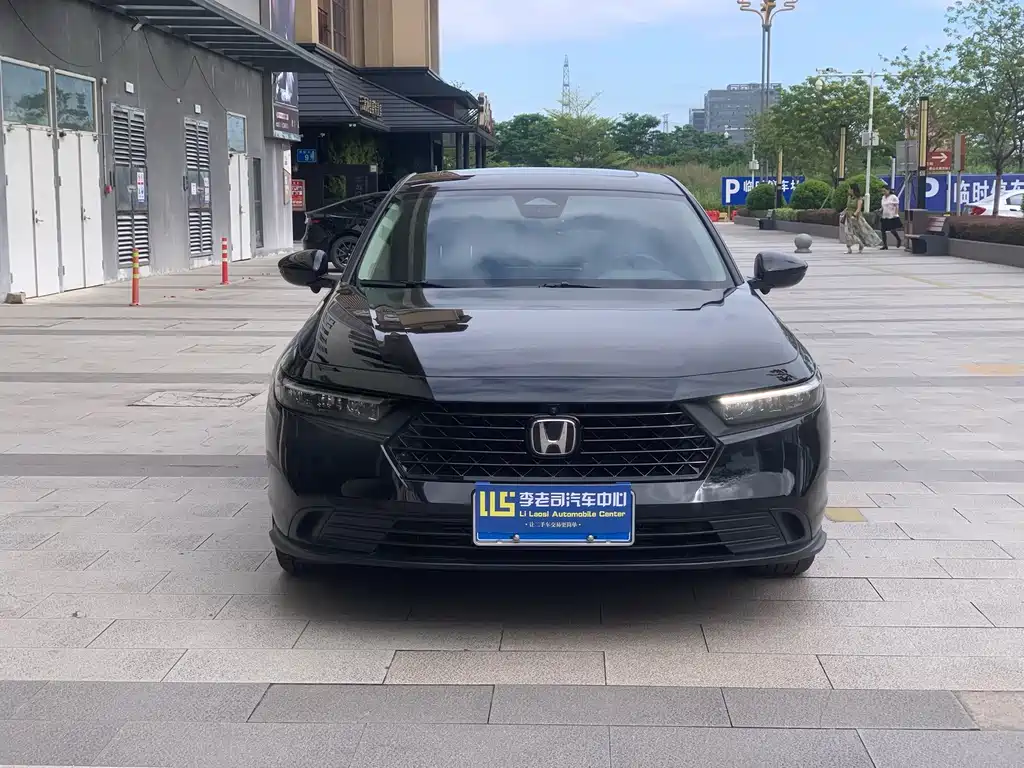 Honda Accord — фото 2