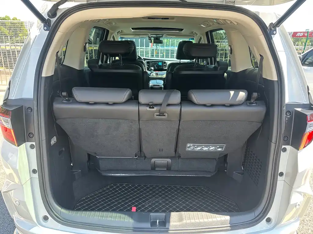 Honda Odyssey — фото 13