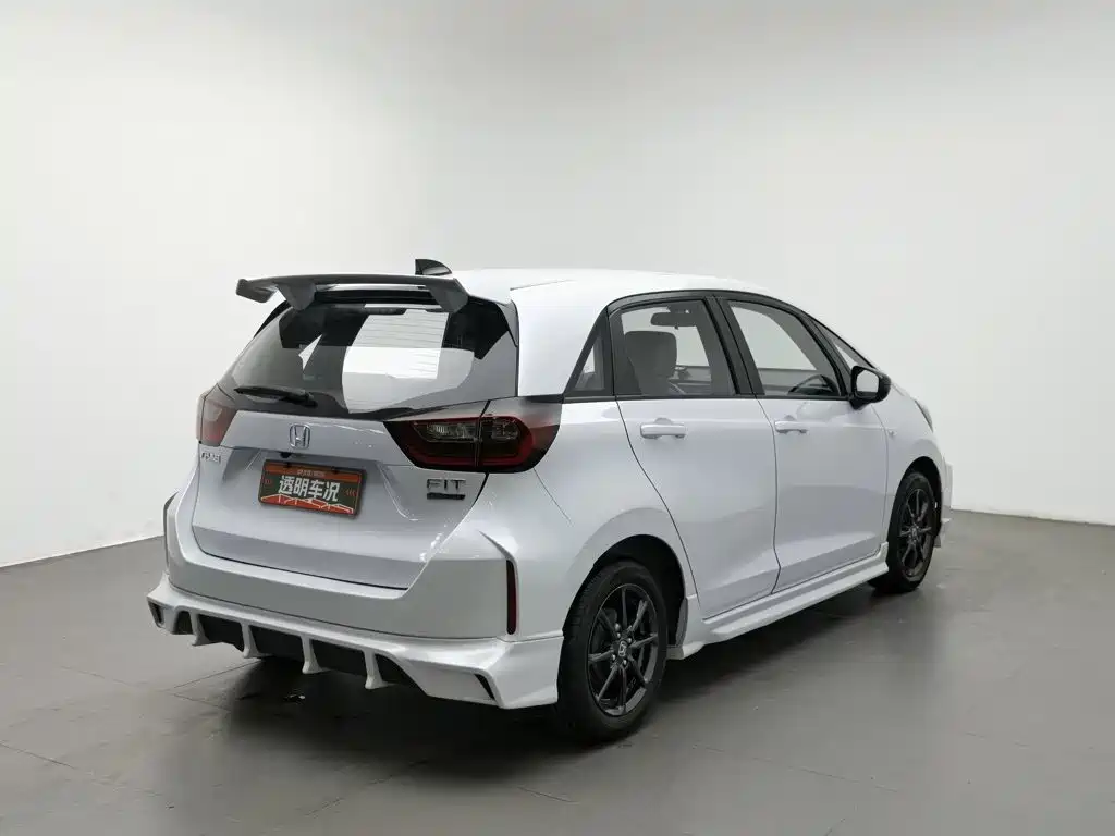 Honda Fit — фото 2
