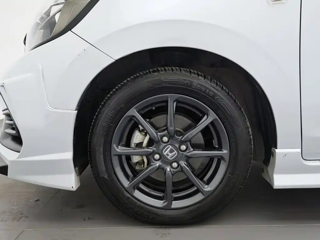 Honda Fit — фото 17