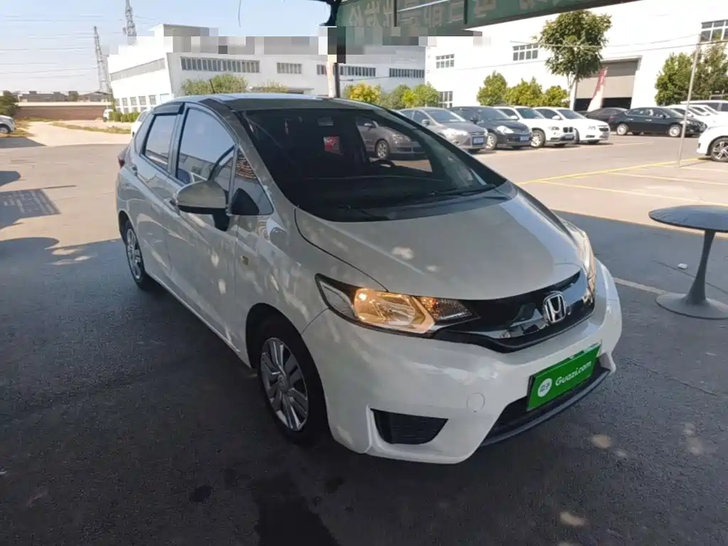 Honda Fit — фото 4