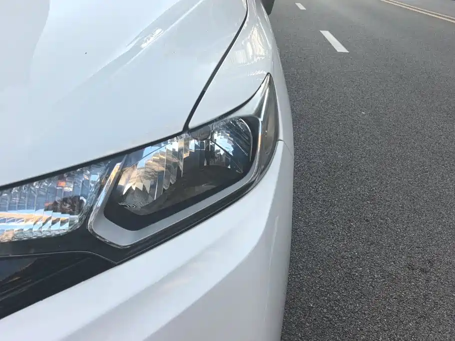 Honda Fit — фото 5