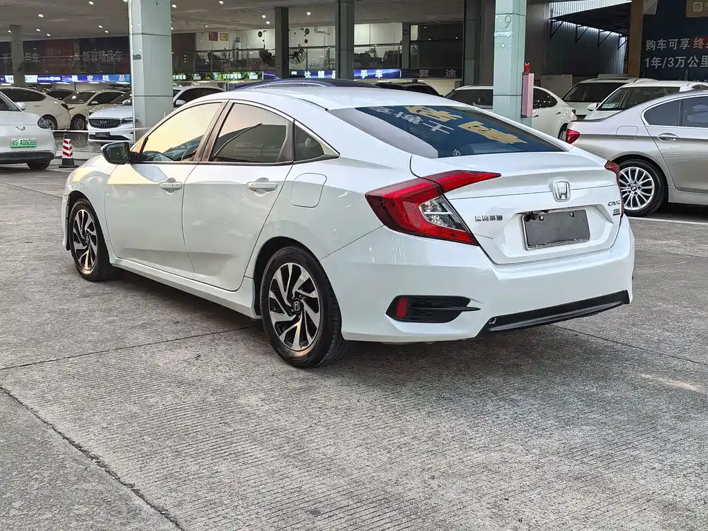 Honda Civic — фото 4