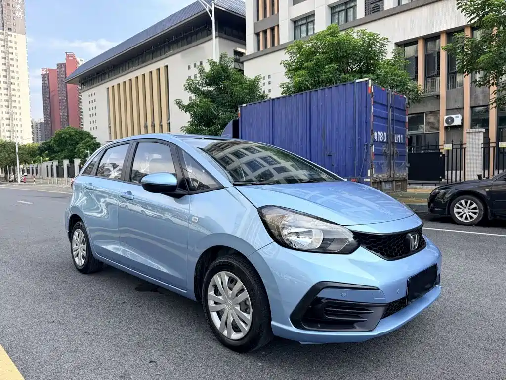 Honda Fit — фото 4