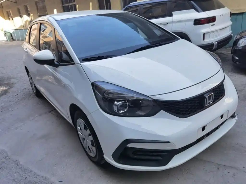 Honda Fit — фото 4