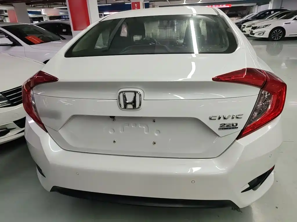 Honda Civic — фото 6