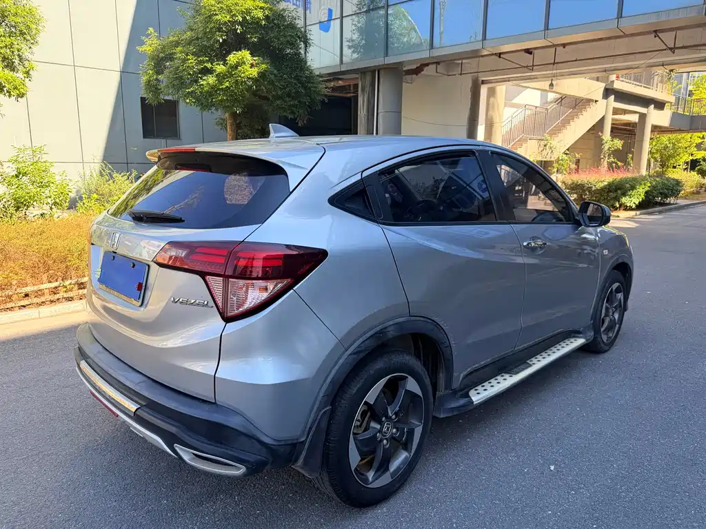 Honda Vezel — фото 7