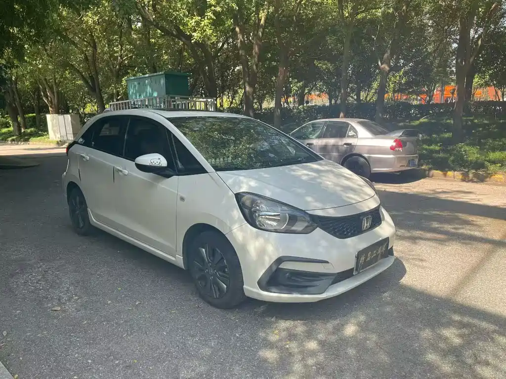 Honda Fit — фото 3