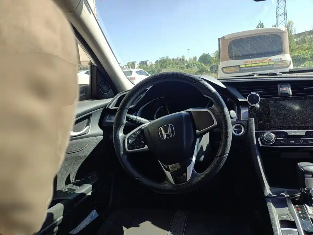 Honda Civic — фото 13