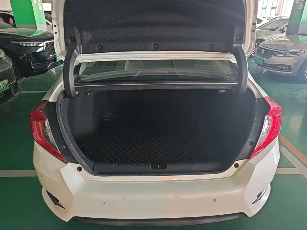 Honda Civic — фото 22