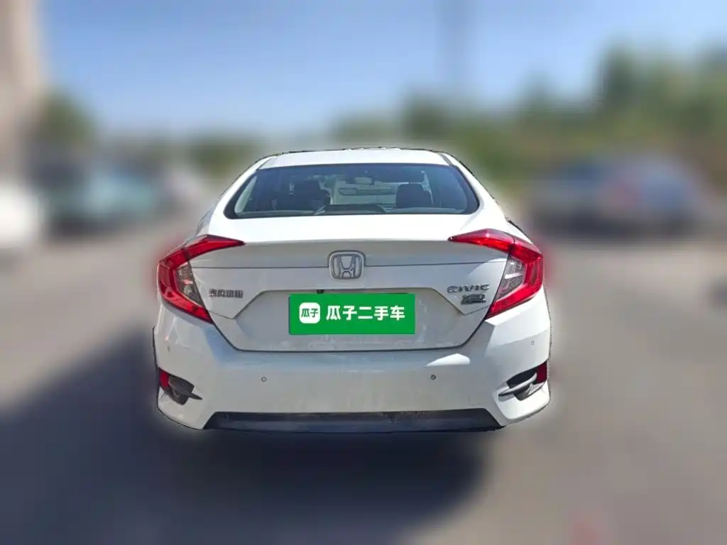 Honda Civic — фото 7