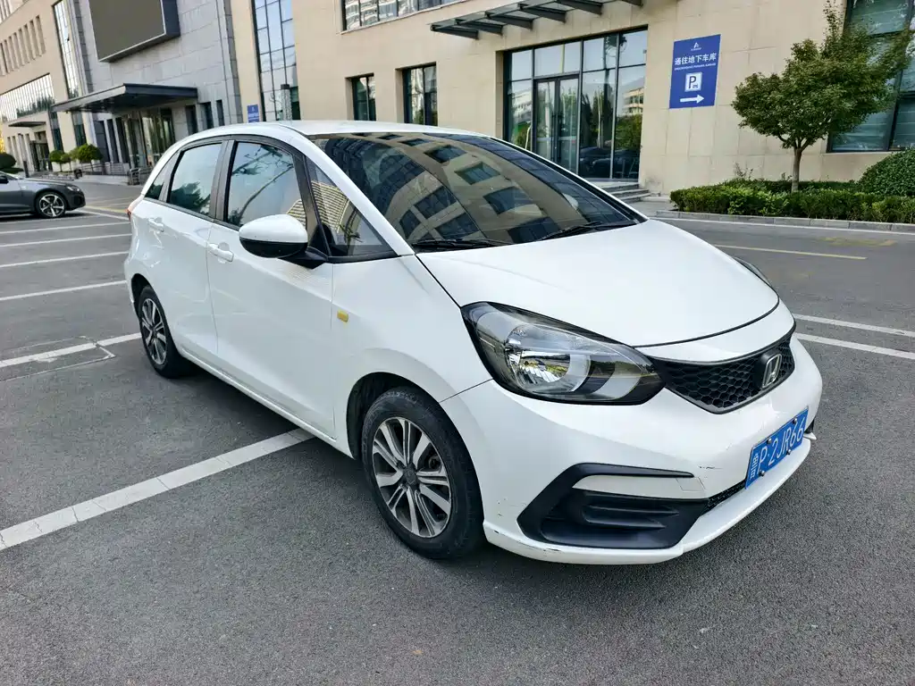 Honda Fit — фото 3
