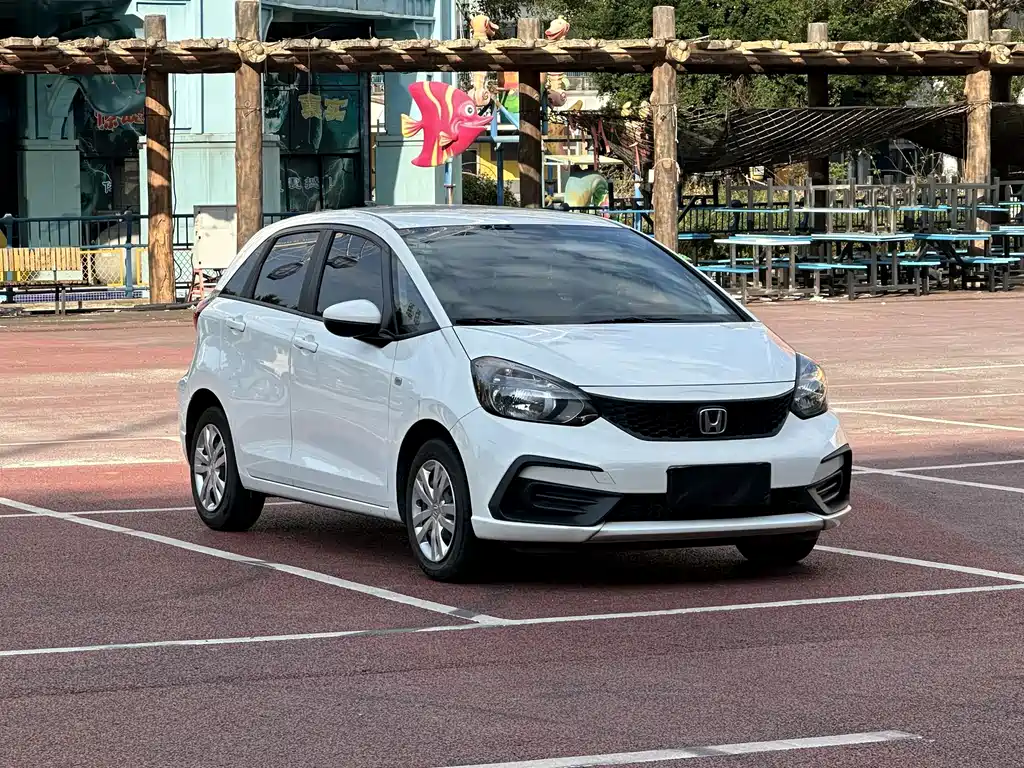 Honda Fit — фото 3