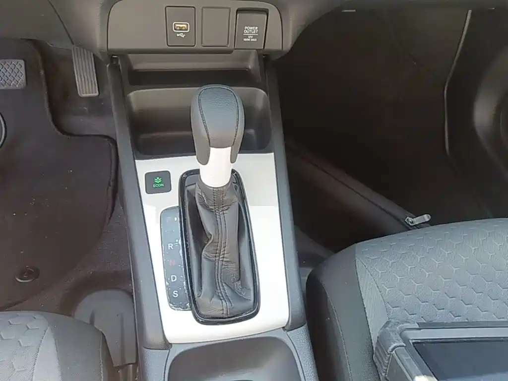 Honda Fit — фото 14
