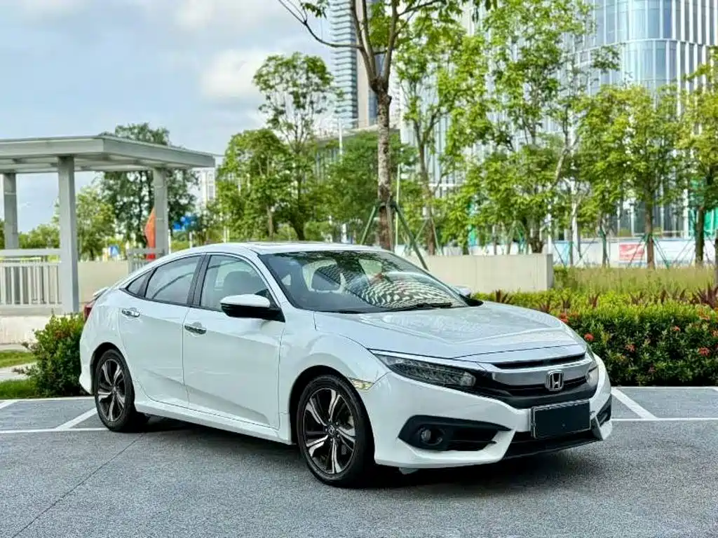 Honda Civic — фото 3