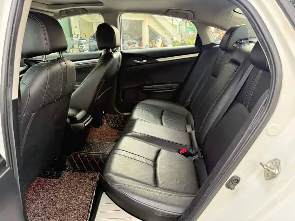 Honda Civic — фото 6