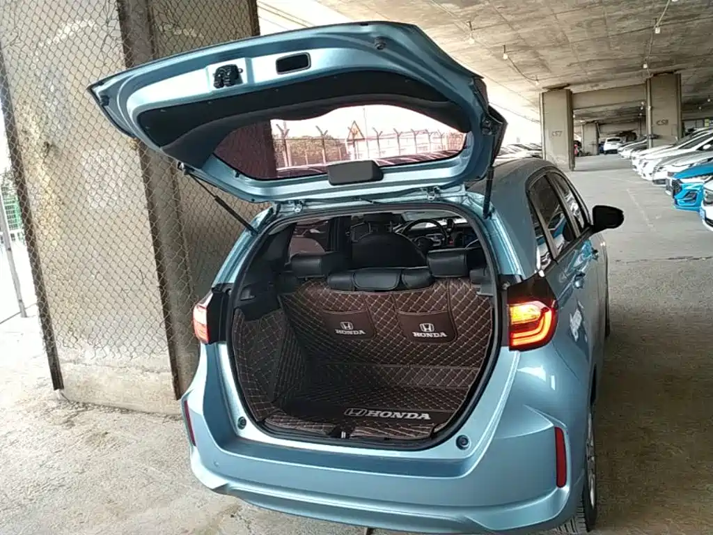 Honda Fit — фото 19