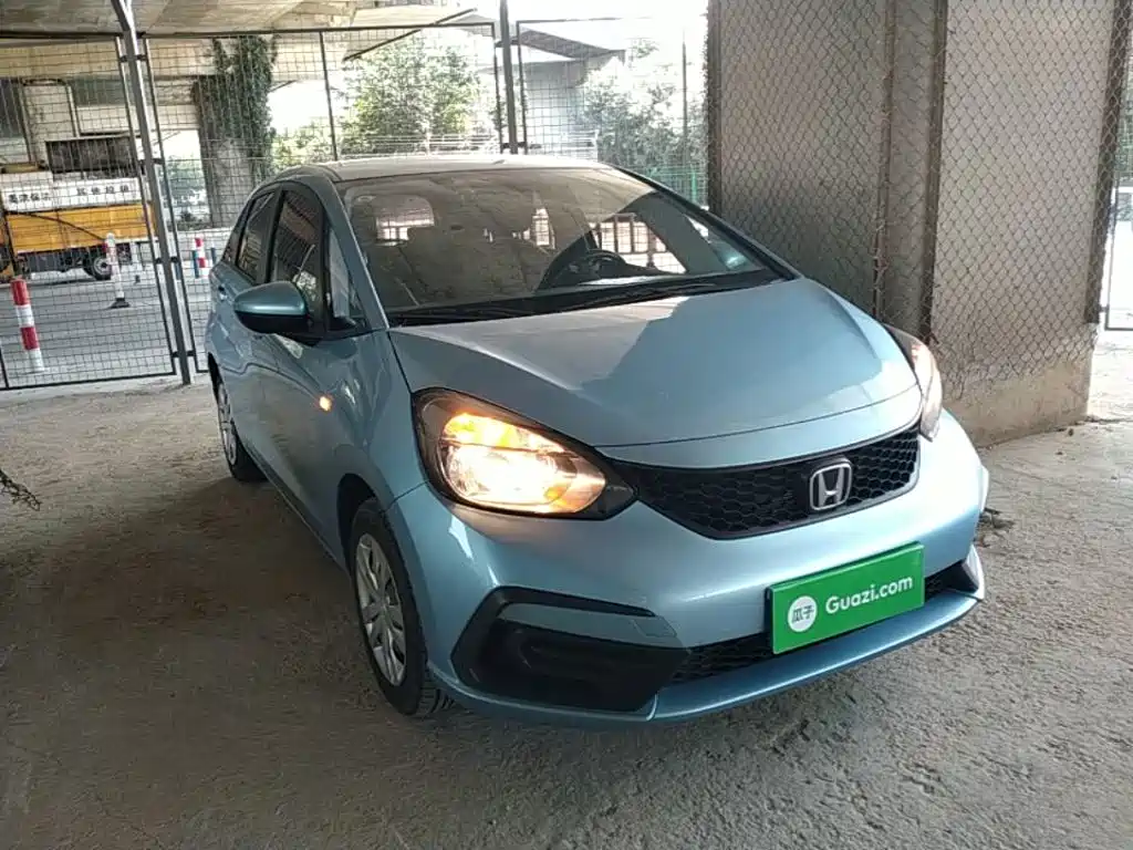 Honda Fit — фото 4