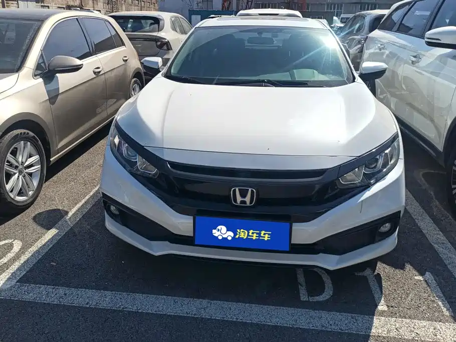 Honda Civic — фото 2
