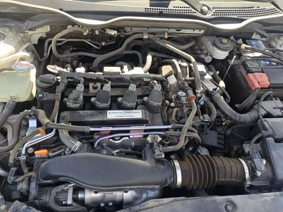 Honda Civic — фото 10