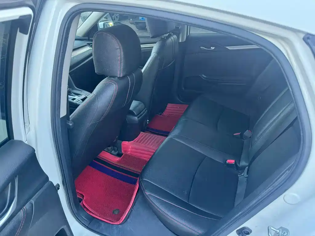 Honda Civic — фото 5