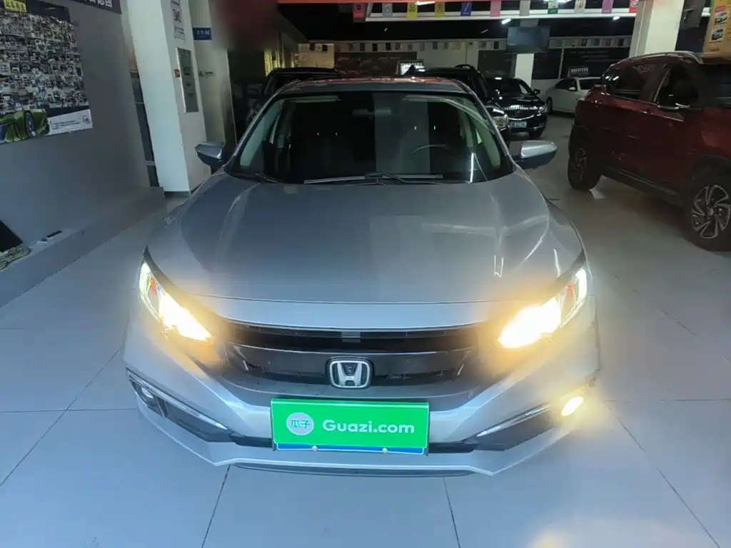 Honda Civic — фото 3