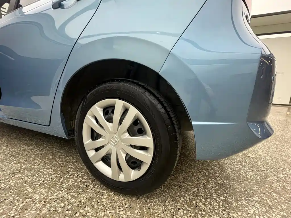 Honda Fit — фото 11