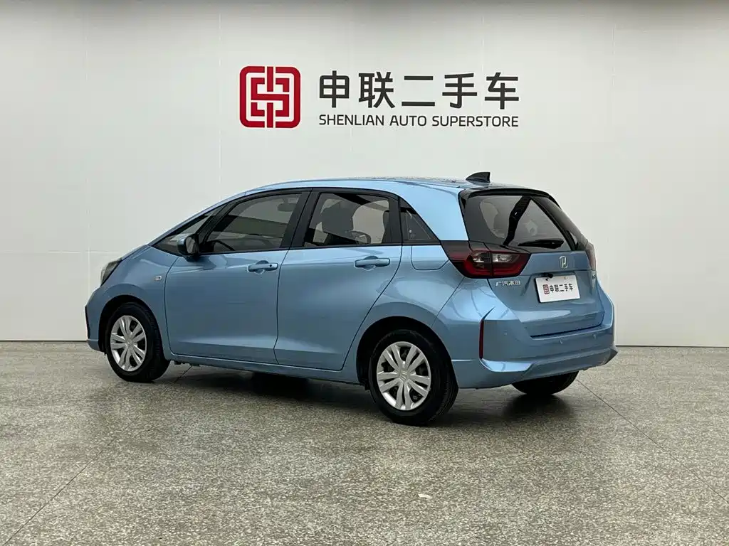 Honda Fit — фото 3