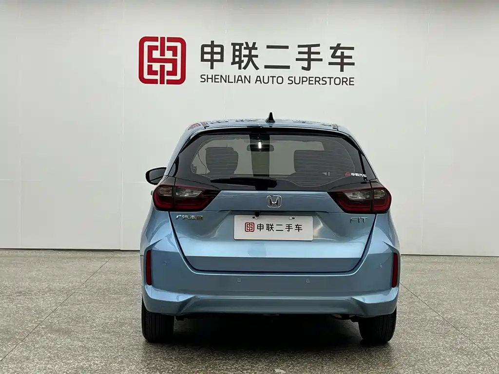 Honda Fit — фото 5