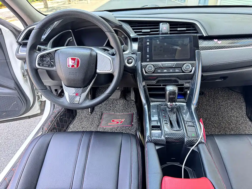 Honda Civic — фото 10