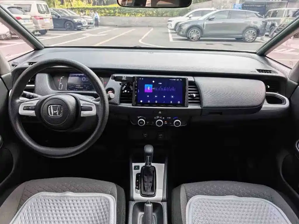 Honda Fit — фото 17