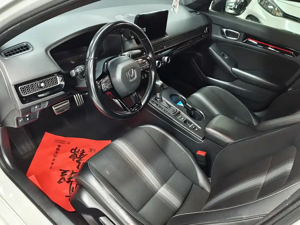 Honda Civic — фото 8