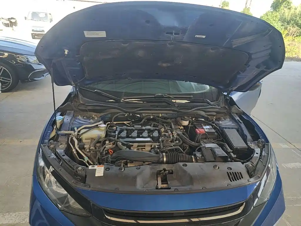 Honda Civic — фото 20